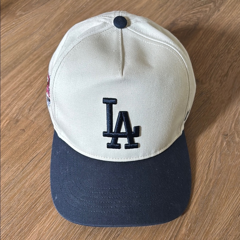 Los Angeles Dodgers 1988 World Series Logo Cap - Dark Blue/Navy and Cream - Picture 1 of 6
